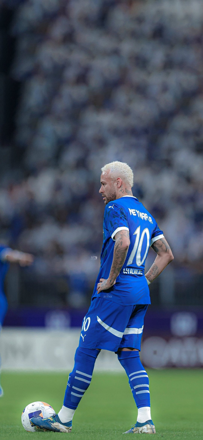 以某大型券 以某大型券